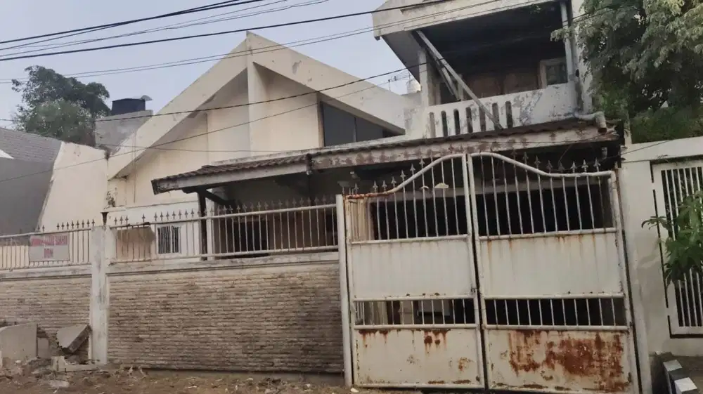 RUMAH HITUNG TANAH MANYAR KERTOADI GALAXI MALL PAKUWON CITY KERTAJAYA