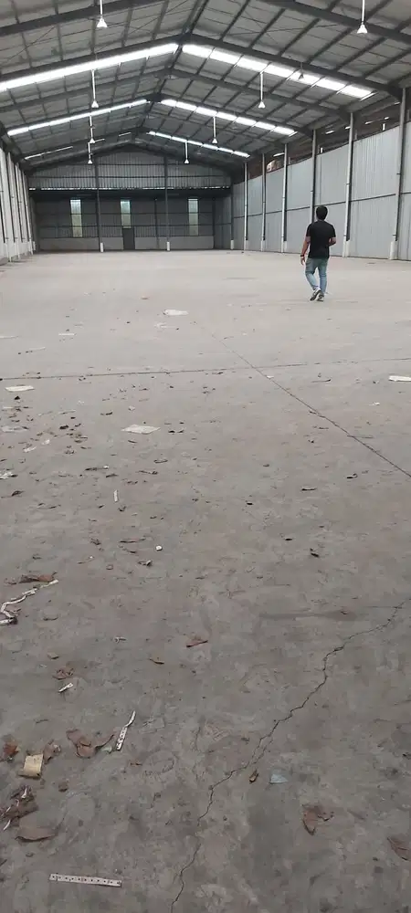 Disewakan gudang pabrik 1550m2 dlm kws industri di cikarang bekasi