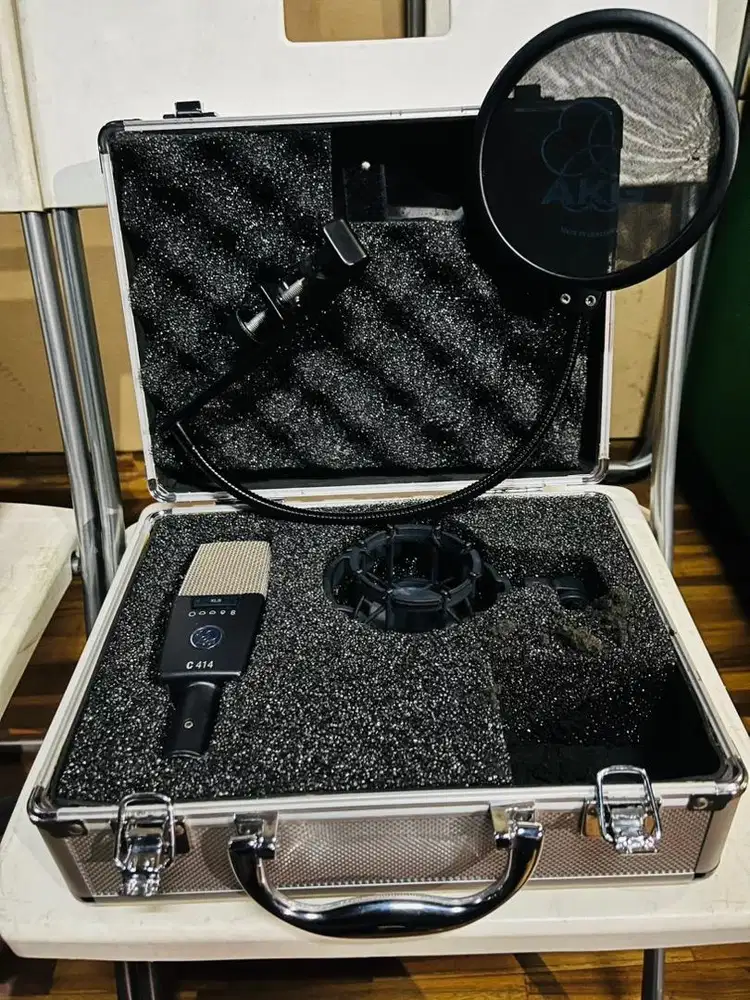 Dijual AKG C414 CLS mikrofon kondensor