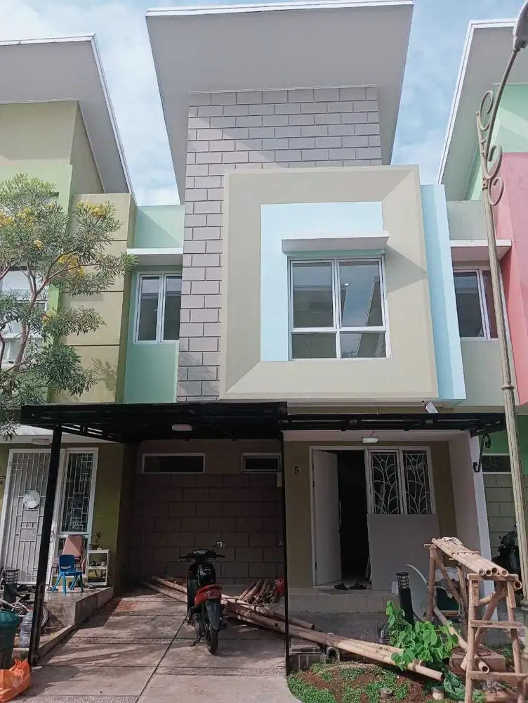 Disewakan Rumah Arcadia Village. Tangerang. Banten