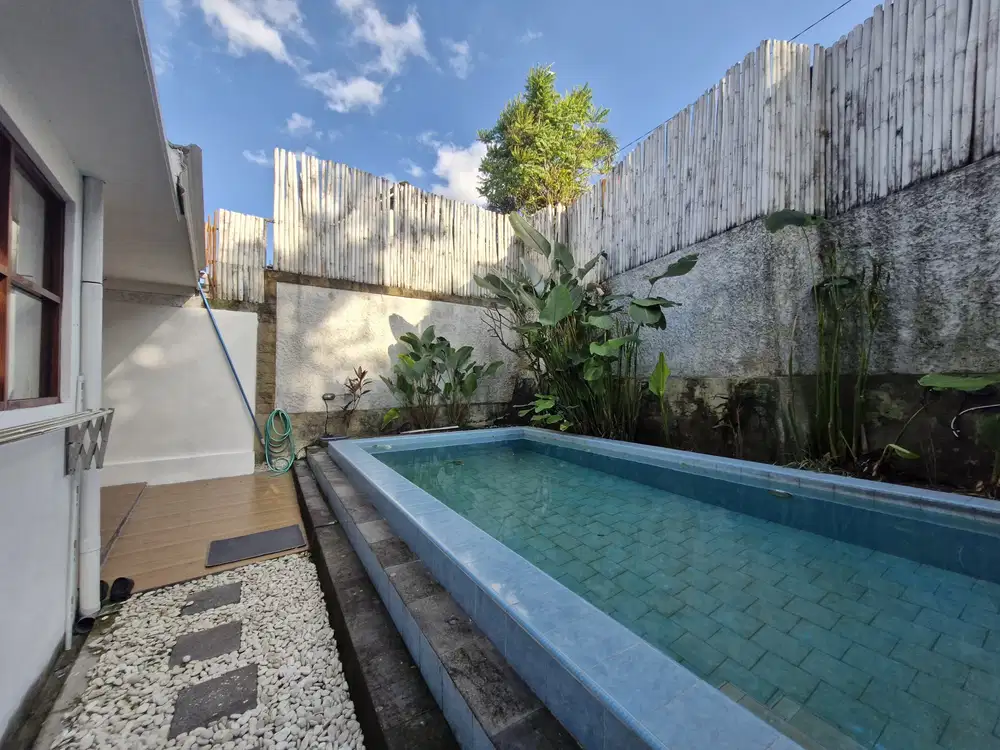 for sale 2 atorey villa in cemagi location