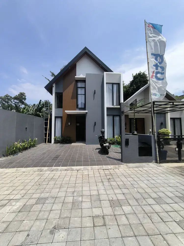 Rumah 2 Lantai Di Jl Kaliurang Km 10