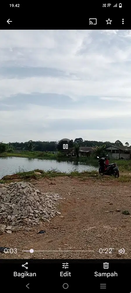 Dijual tanah ada danau dikelilingi perumahan strategis