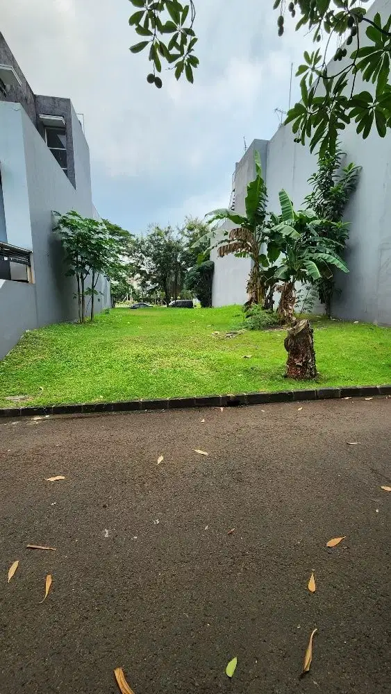 Kavling kotak tanah tinggi lingkungan aman, nyaman di Anggrek loka BSD