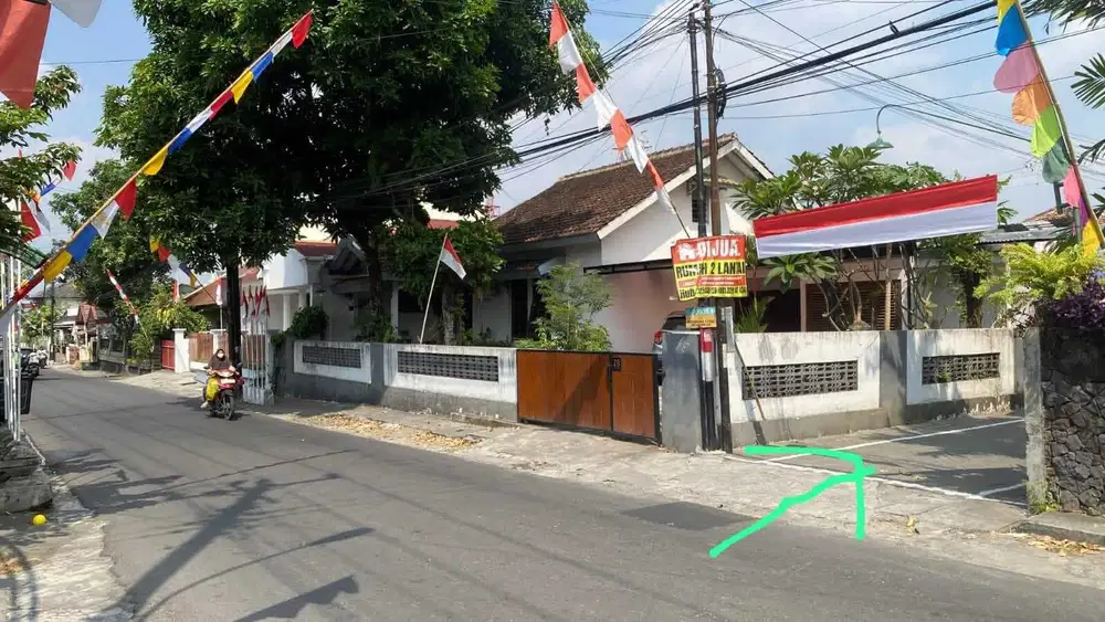 Tanah dan bangunan rumah minomartani sangat strategis