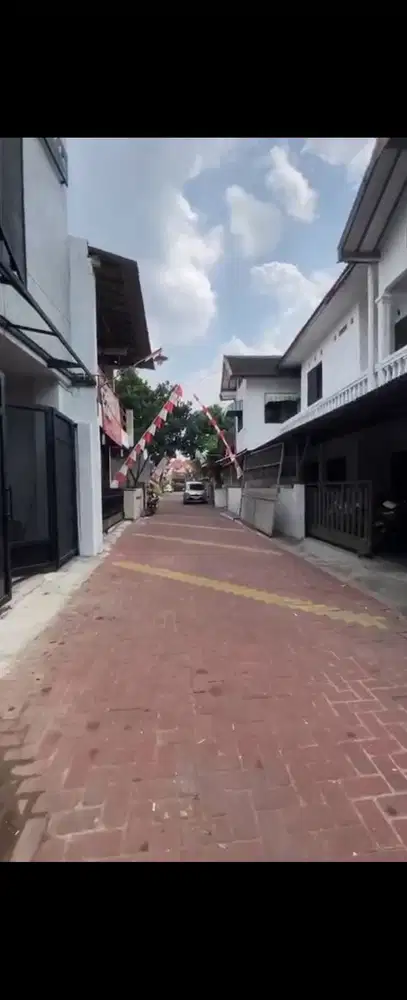 Tanah dam bangunan kost pogung baru lingkungan kost ekslusif