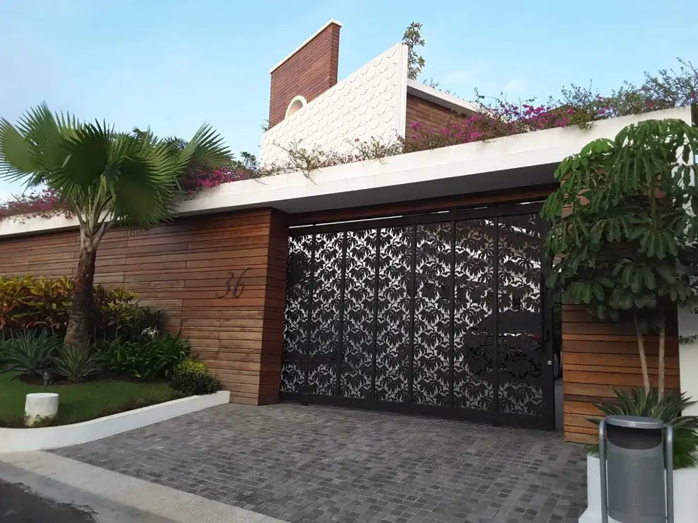 VILLA LUXURY FULLY FURNISHED LOKASI PREMIUM UNGASAN