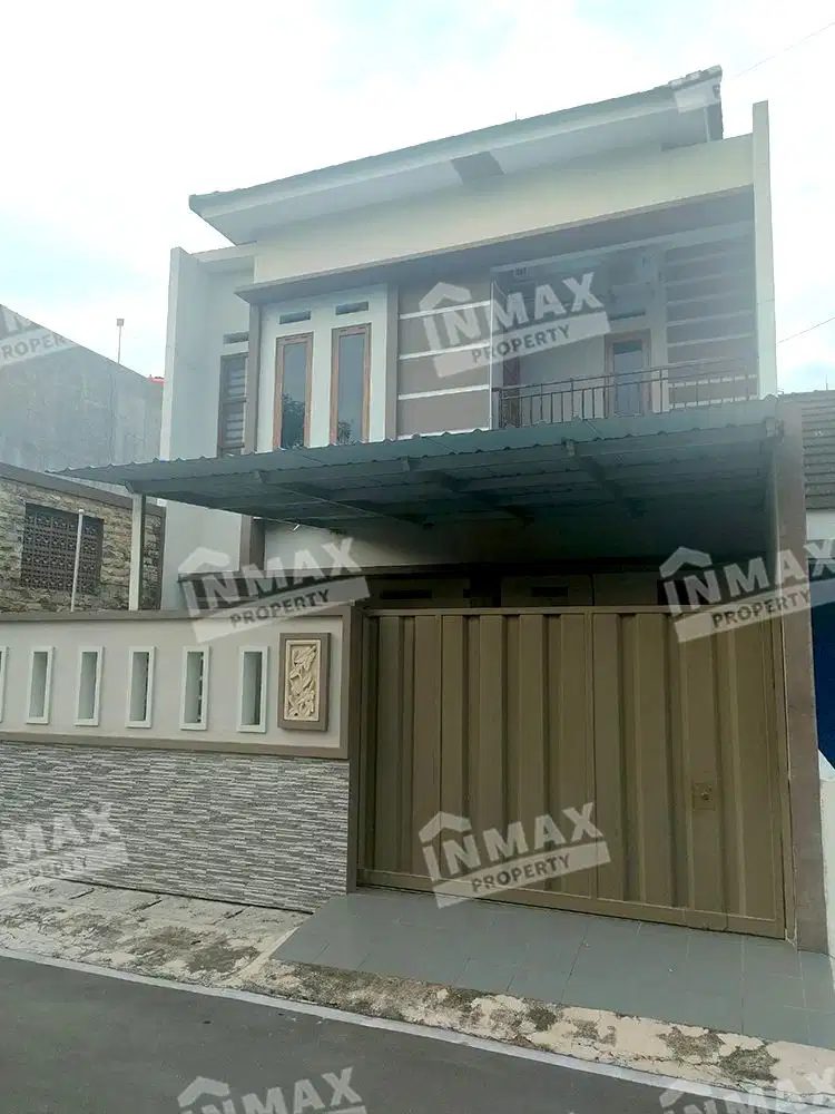RUMAH NYAMAN GRIYAN BARU SOLO, DEKAT SOLO PARAGON , STASIUN, TERMINAL