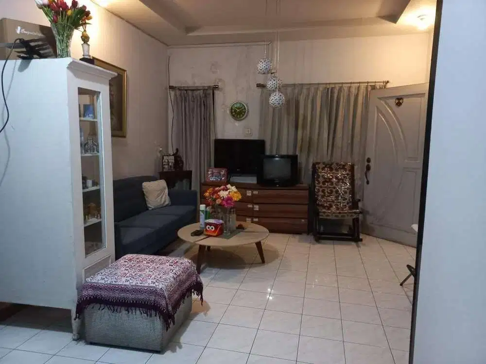 Dijual rumah di taman aries kembangan jakarta barat