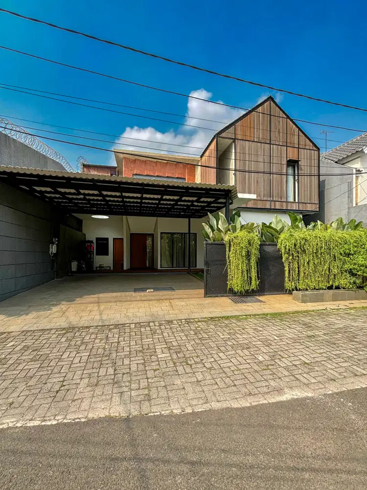 Rumah 2 lantai di Tebet, Jakarta Selatan