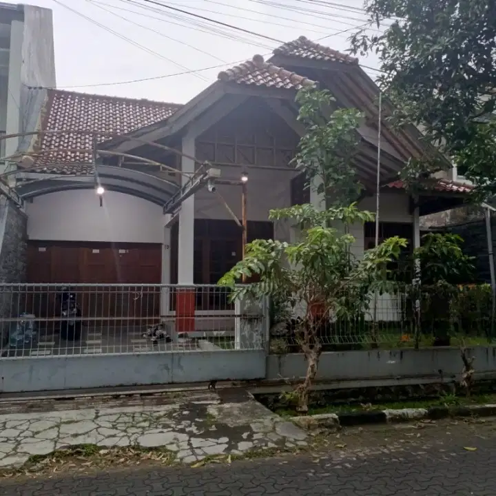 Jual Rumah siap huni di Cikutra bandung