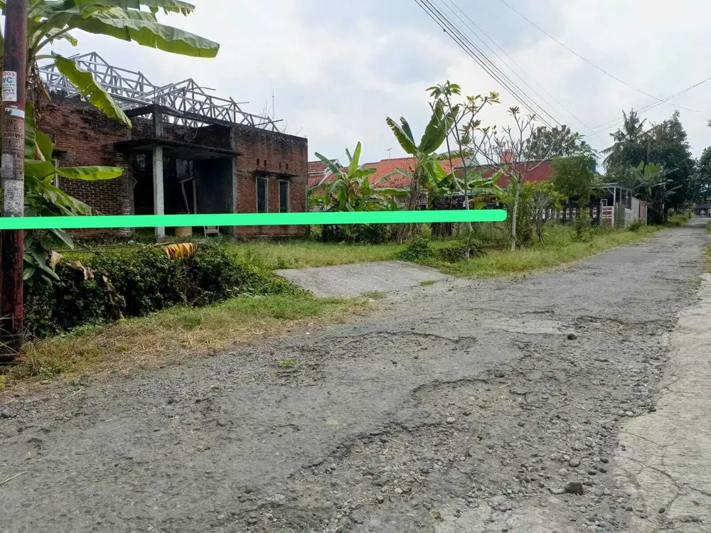 Tanah sleman  jln kaliurang dekat kampus uii