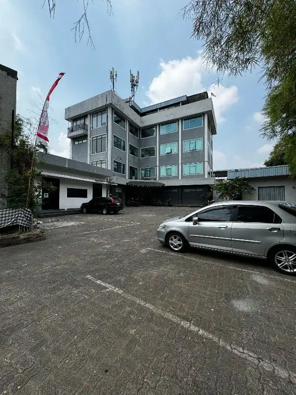 jual gedung 4 lantai di Palmerah kebon jeruk Jakarta Barat