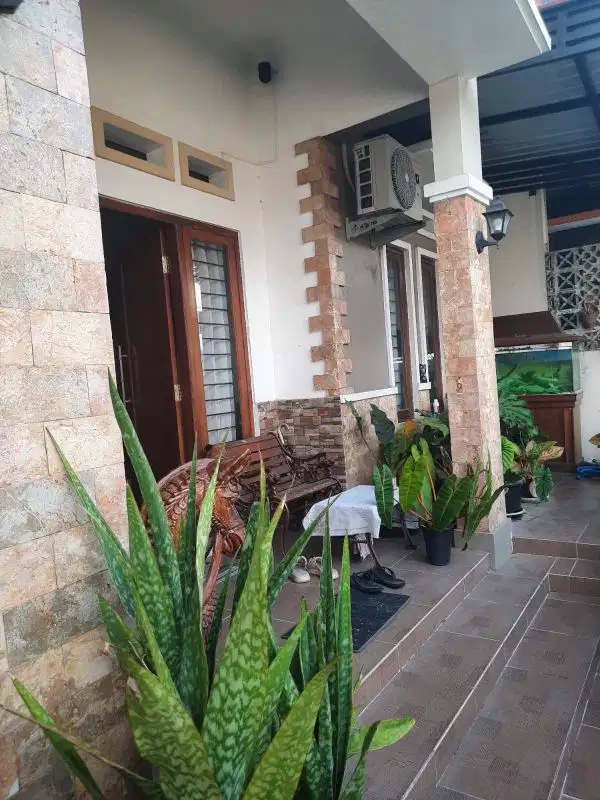 Rumah palagan dekat hotel hyatt