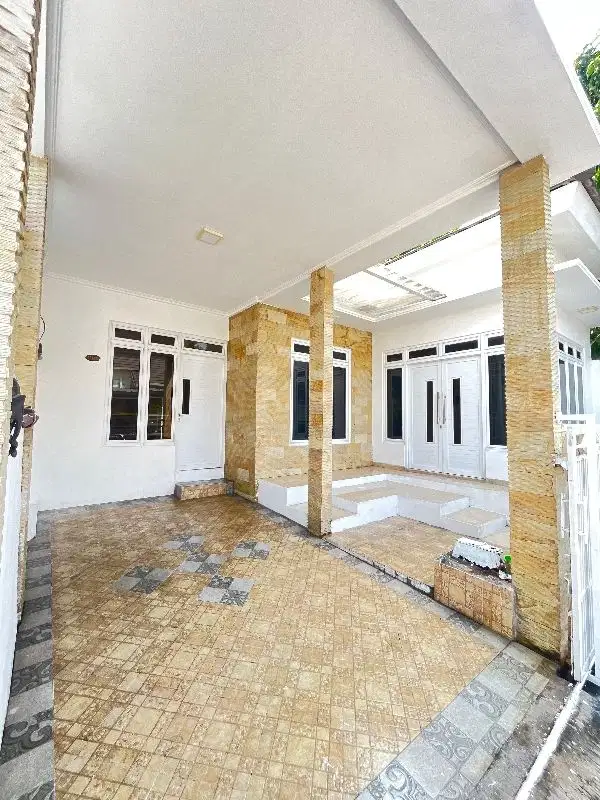 RUMAH RAPI SIAP HUNI DEKAT TOL CIMANGGIS CIBUBUR