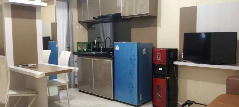 Di sewakan apartemen green lake Sunter tipe 2 bedroom  furnish