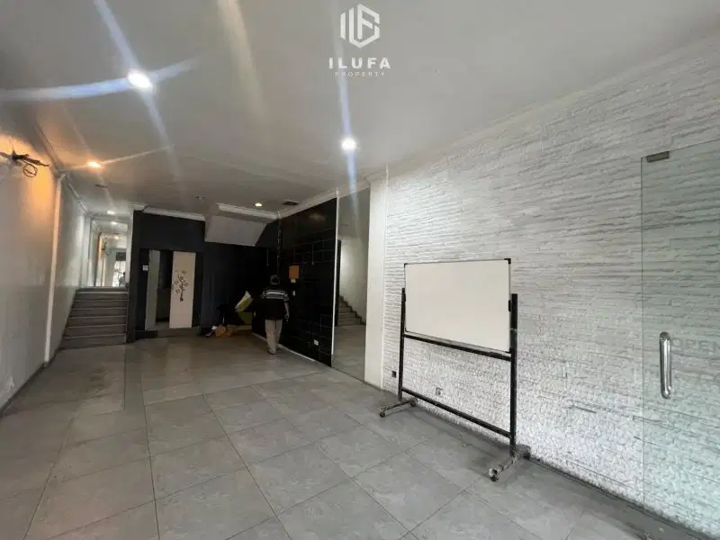disewakan ruko 2lt lokasi strategis jalan benda kemang