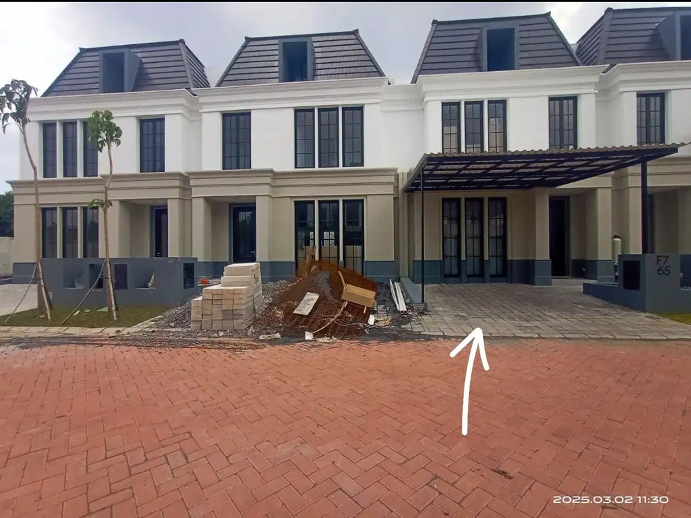 Jual Rumah Baru The White House Dian Istana