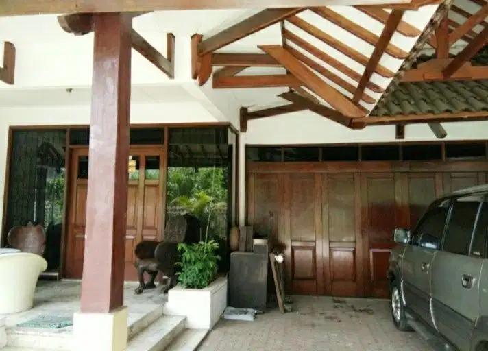 Rumah Siap Huni Di Cilandak, Lingkungan Tenang