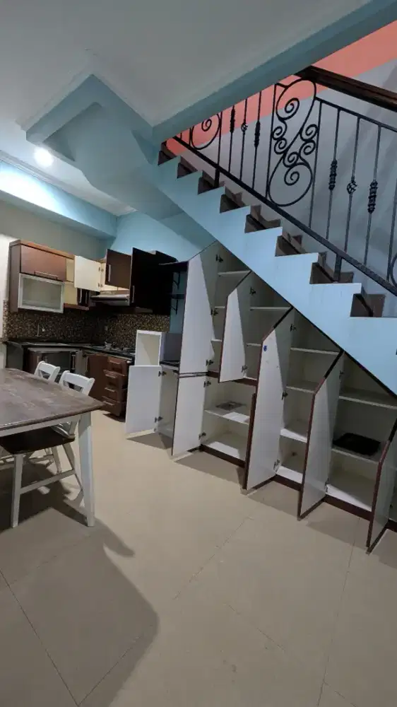 Sewa rumah di Citra Gran Cibubur semi furnished