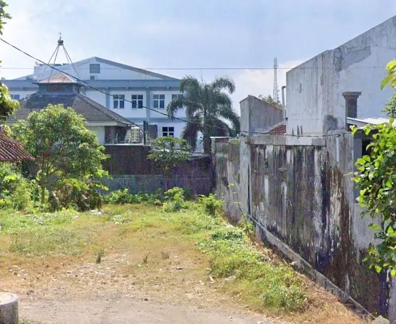 HARGA DIBAWAH PASARAN TANAH SHM 900 JALAN SEMERU JEMBER