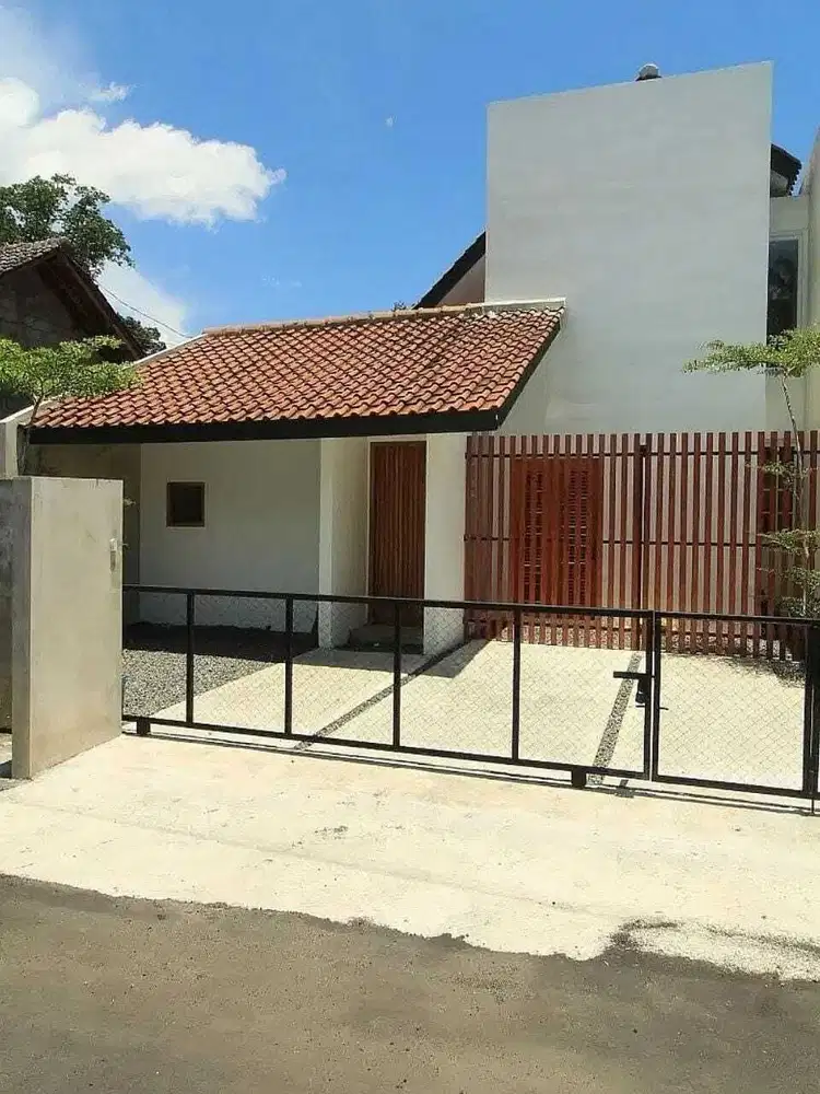 Rumah full furnish nyaman dan strategis tlogoadi cebongan