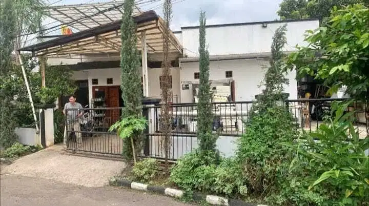 Dijual Rumah Terawat Siap Huni di Antapani Bandung