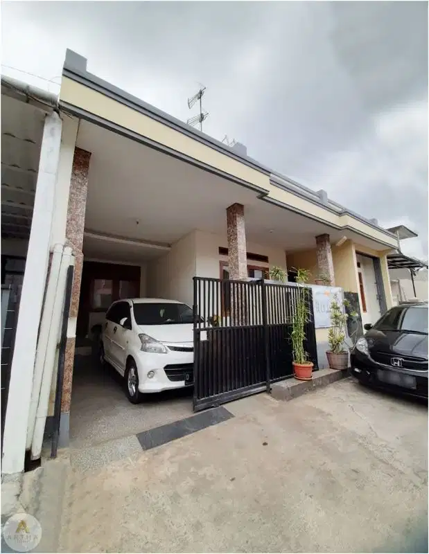 Rumah bagus siap huni Taman Cibaduyut Indah Bandung