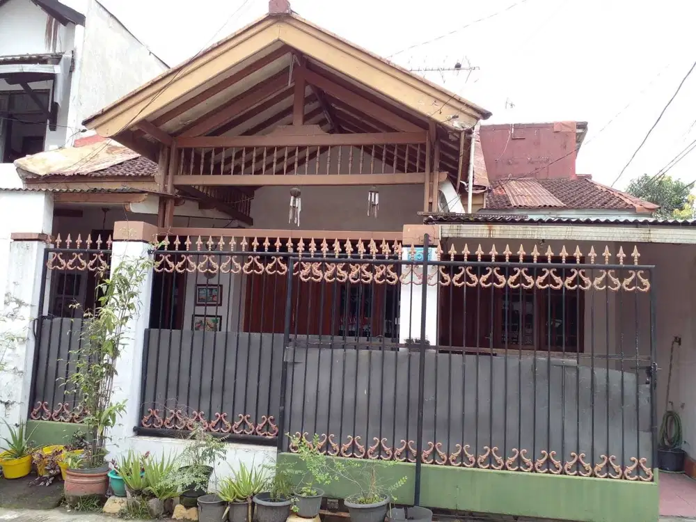 BU. Rumah Siap Huni  di hook Taman Cibaduyut Indah Ban