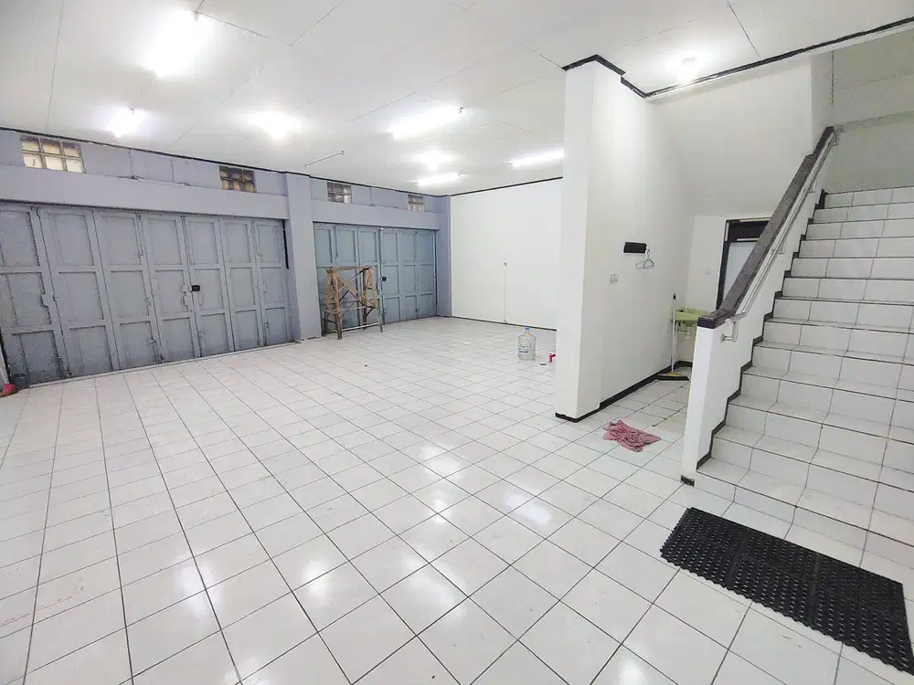 JUAL Ruko Strategis 2,5 Lantai di Mainroad Jalan Moh. Toha, Bandung