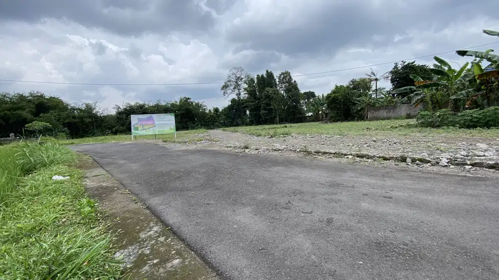 Tanah Selomartani 1 Jtan/m Dekat Stadion Maguwoharjo Sleman