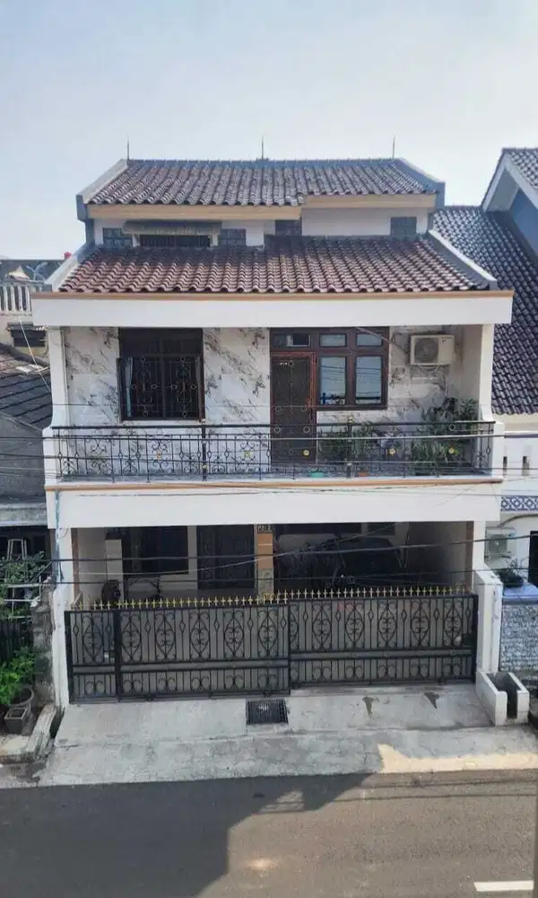 Dijual Cepat Rumah Bagus Siap Huni di Duren Sawit Jakarta Timur