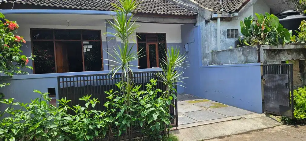 880 jt nego DIjual cepat rumah tengah kota kompleks Pasadena caringin