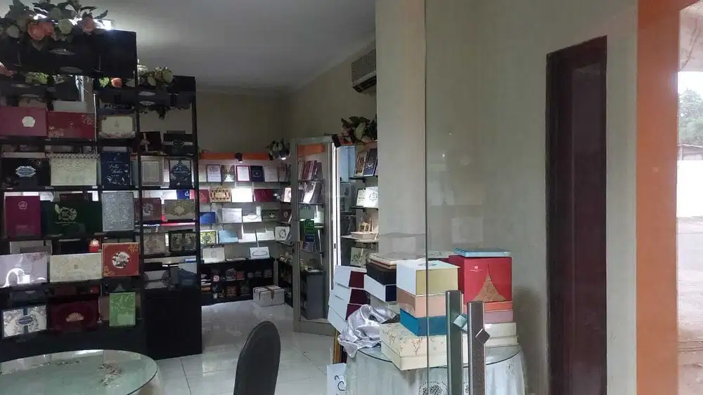 Dijual Gudang Taman tekno