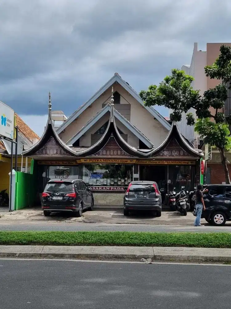 Ruko Lebar 10 di Graha Raya Boulevard dekat ke Alam Sutra