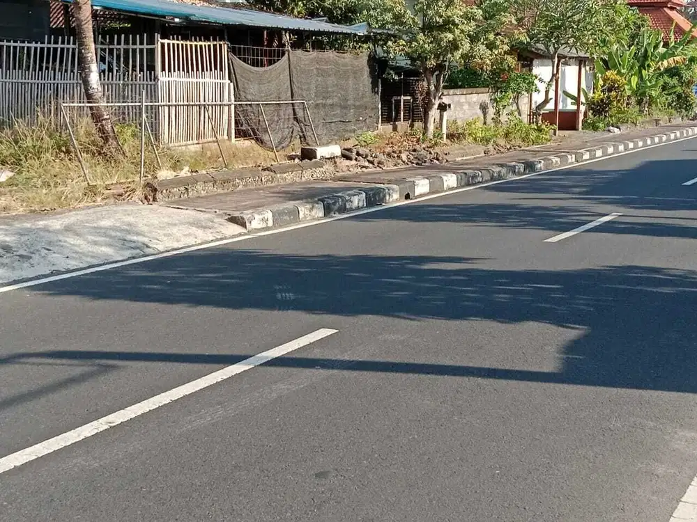 TANAH PINGGIR JALAN UTAMA RAYA MENGWI BADUNG