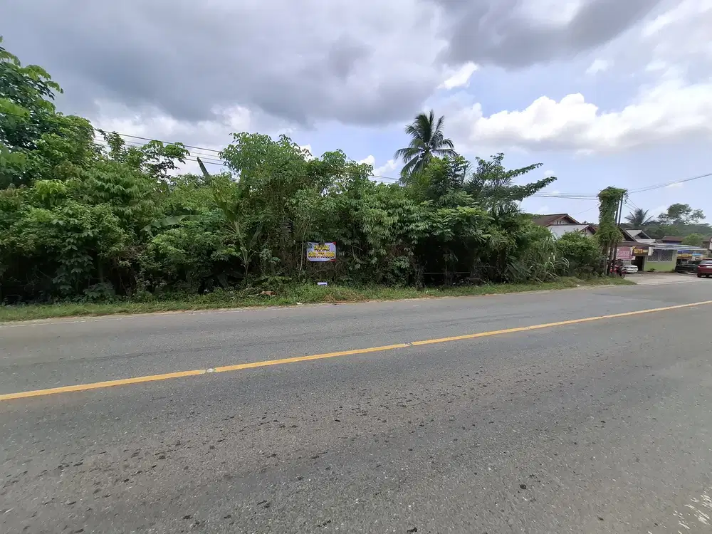 Dijual tanah poros  Jalan Soekarno Hatta