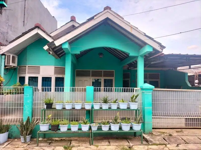 Dijual Rumah Hoek Graha Harapan Bekasi Timur