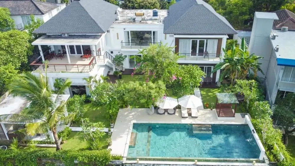 FREEHOLD MODERN CONTEMPORARY VILLA IN ULUWATU VIEW GOLF COURSE