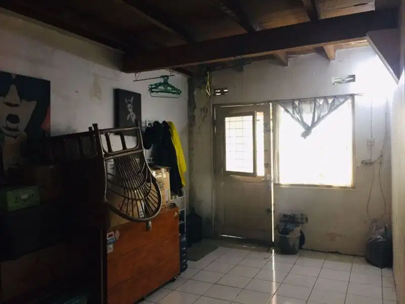 Dijual rumah di Sarijadi dekat ke kampus Poltekpos Polban Maranatha