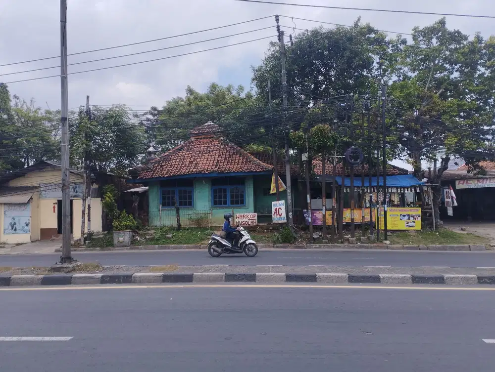 DIBAWAH HARGA PASAR!!! Tanah Strategis, Pinggir Jalan Dekat Pintu Tol Telaga Asih Cikarang Bekasi