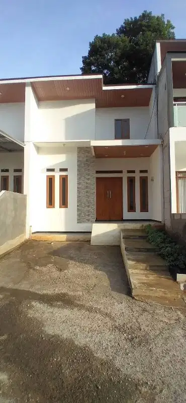 Rumah Baru Cluster Jatigeulis Jatinangor SHM  380 juta All in