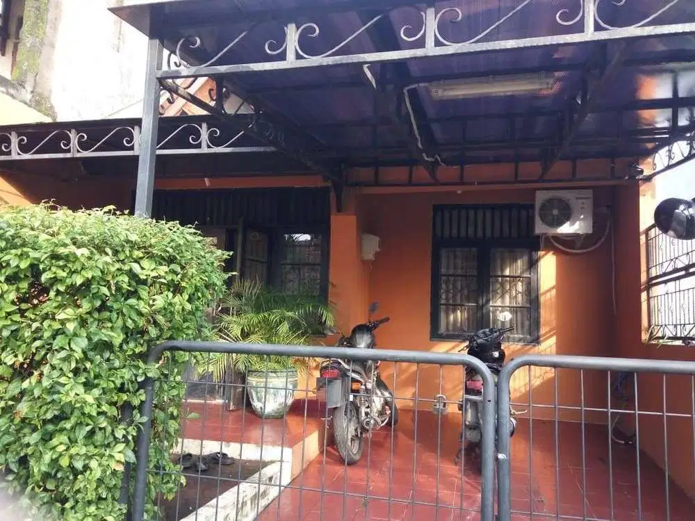 Dijual Rumah di Kemang Pratama