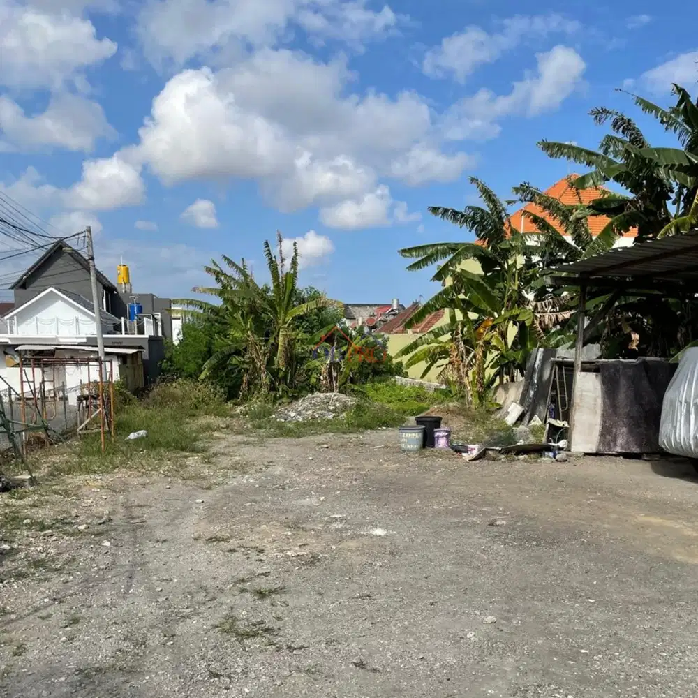 TANAH DI KEROBOKAN GUNUNG SALAK
