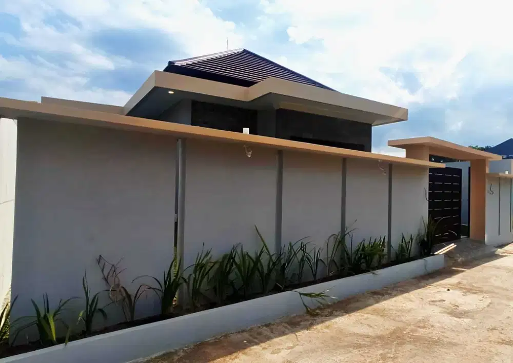Brand New Villa 4 BR For Sale in Umalas 1 Kerobokan Badung Bali
