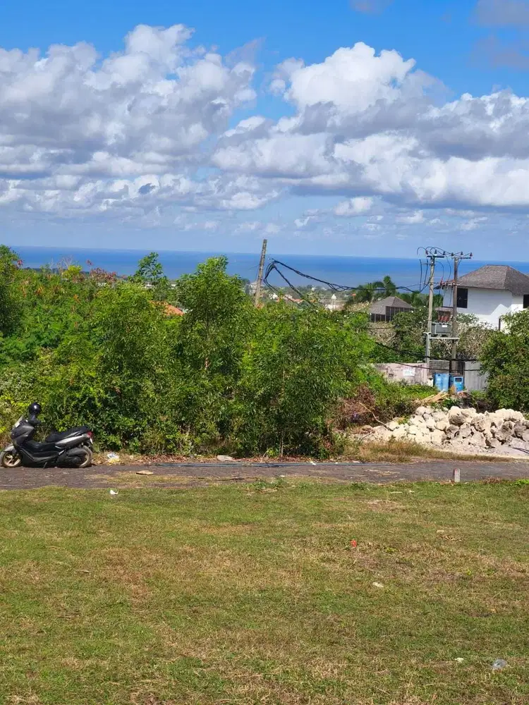 Tanah ocean view 273 m² lingkungan villa Airis Ungasan Badung Bali
