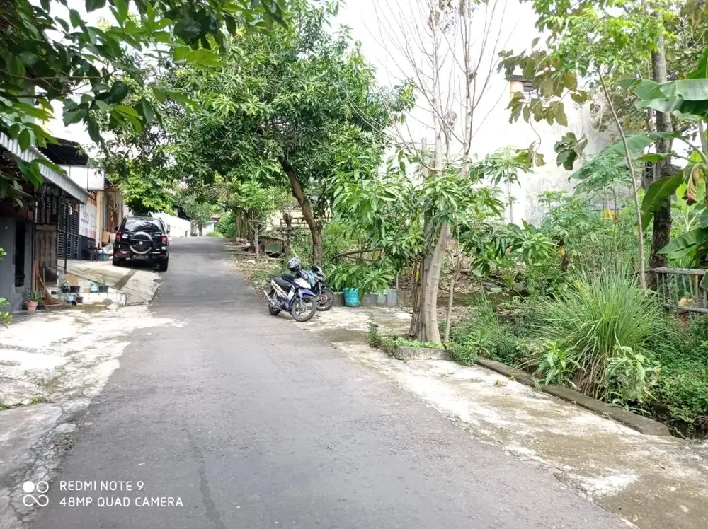 Tanah UNS 304Mt, Ld 15Mt, jl Kartika UNS, Jebres, Solo