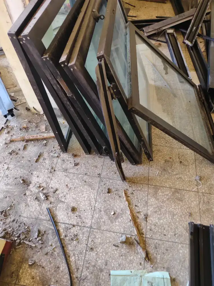 Terima barang bekas bongkarang rumah,