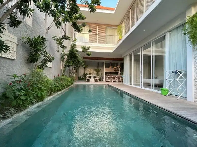 3 BEDROOMS VILLA IN SEMINYAK