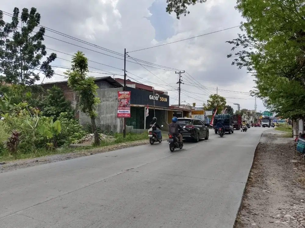 Tanah klodran 160Mt, Ld 8Mt, jalan Adi Sumarmo, Exit Tol Ngemplak, Colomadu